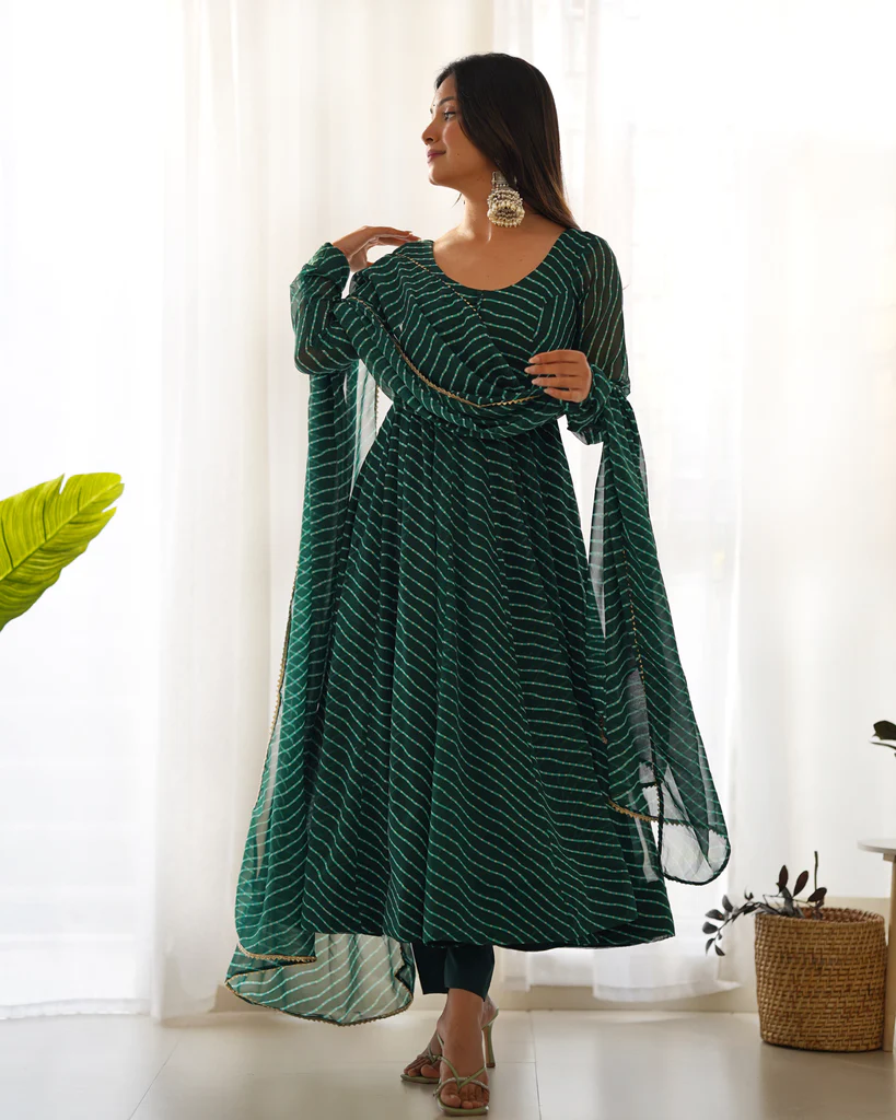 DIGITALLY PRINTED PURE GEORGETTE ANARKALI SUIT WITH DUPPATTA & PANT - Image 3
