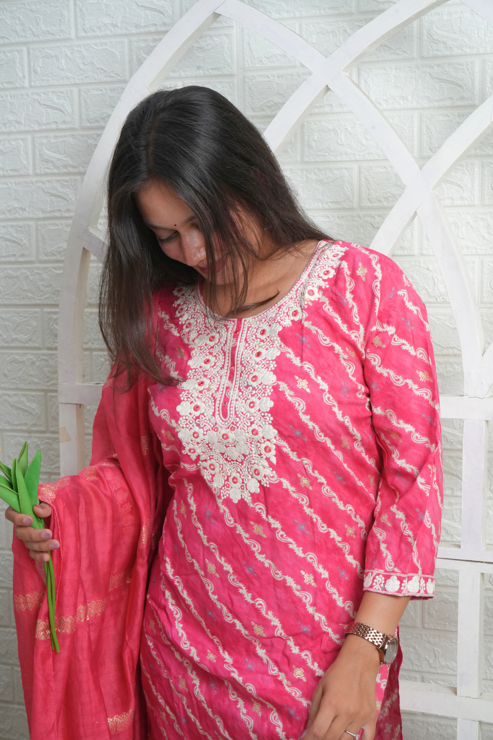 Pink Printed Ethnic Kurta Set with Dupatta - Image 4