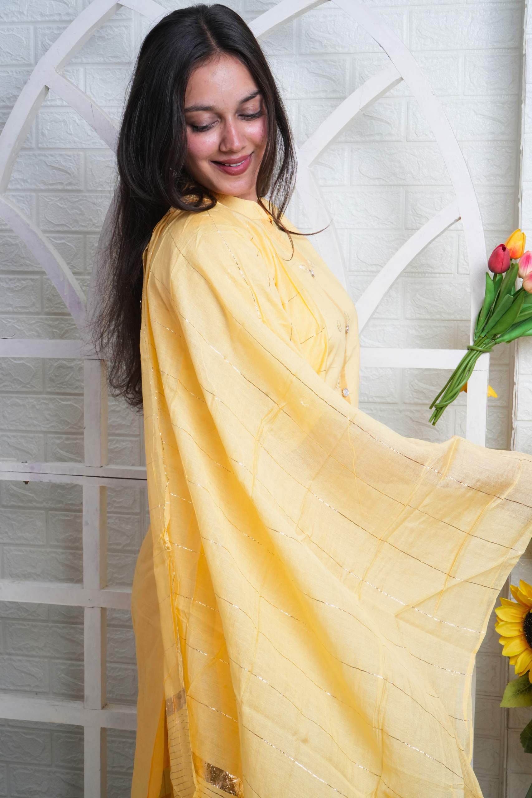 Yellow Silk Blend Embroidered Kurta Set with Dupatta - Image 2